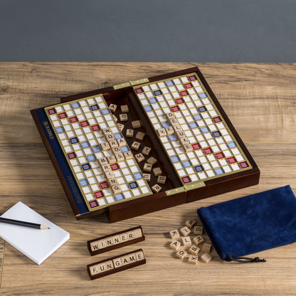 Scrabble Deluxe Travel Edition – Storage Compartment