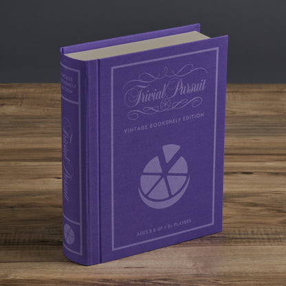 Trivial Pursuit Vintage Bookshelf Edition – Book View