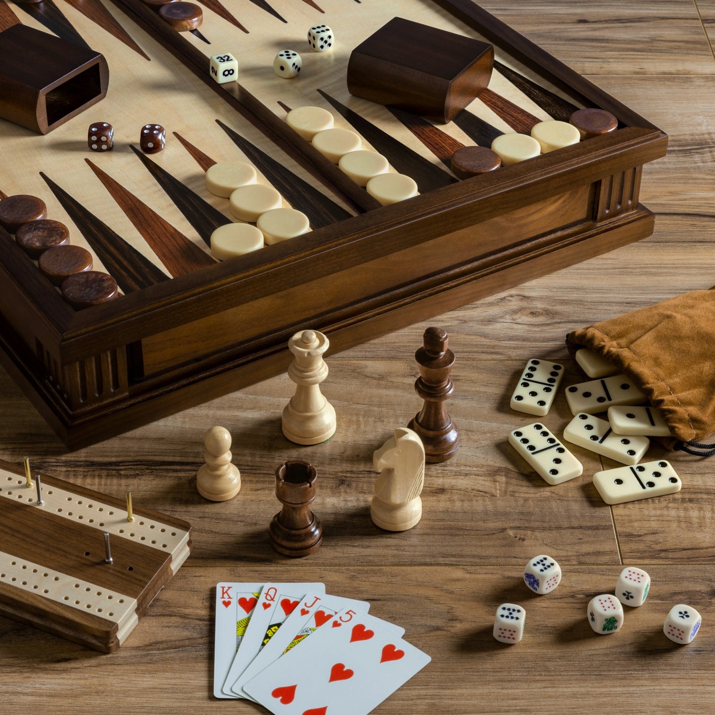 Chess 7-in-1 Heirloom Edition – Close Up View