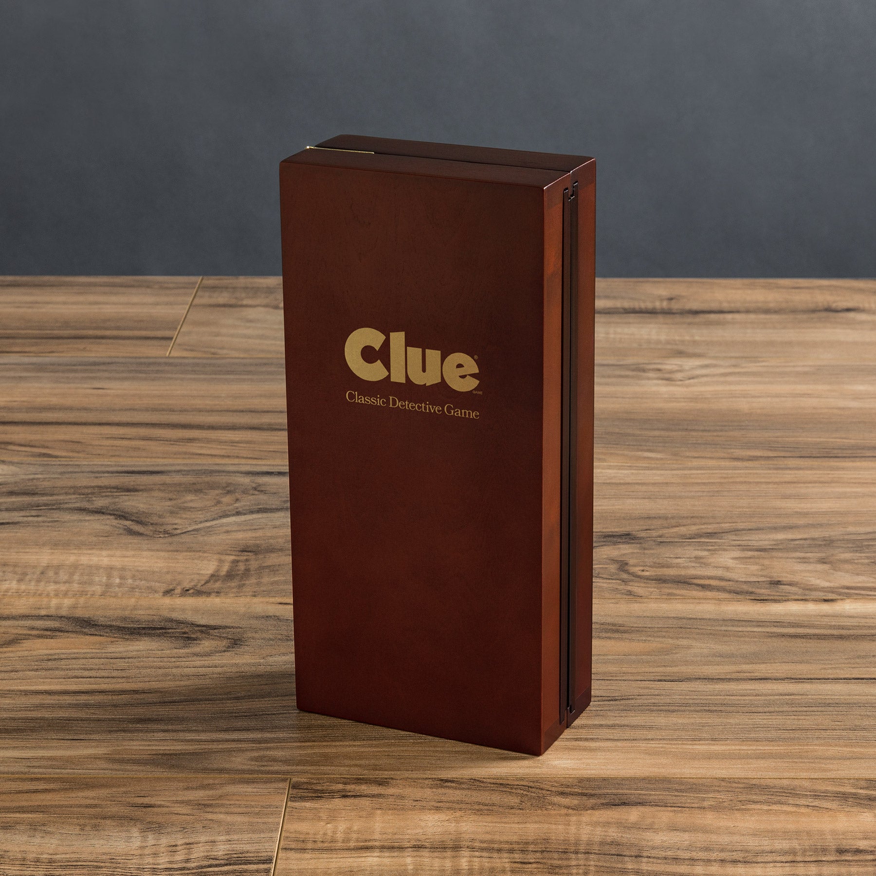 Clue Deluxe Travel Edition – Wood Folding Case